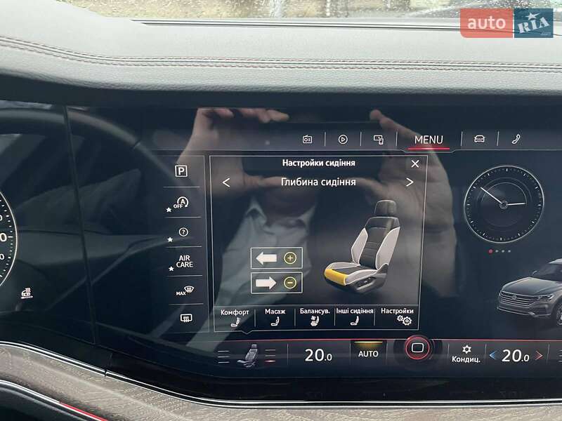 Позашляховик / Кросовер Volkswagen Touareg 2022 в Харкові