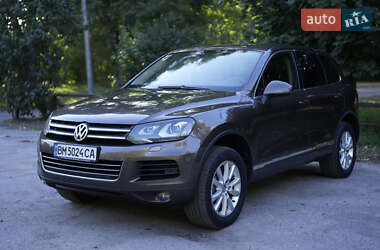 Внедорожник / Кроссовер Volkswagen Touareg 2010 в Сумах