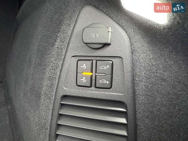 Внедорожник / Кроссовер Volkswagen Touareg 2020 в Хмельницком