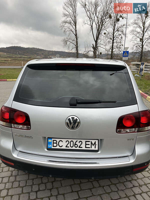 Позашляховик / Кросовер Volkswagen Touareg 2008 в Львові