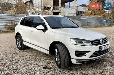 Позашляховик / Кросовер Volkswagen Touareg 2015 в Кропивницькому