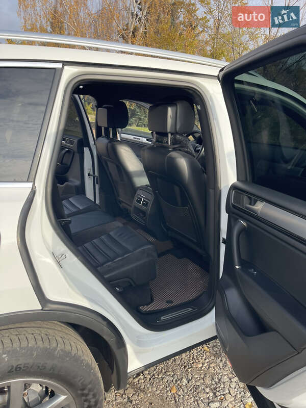 Внедорожник / Кроссовер Volkswagen Touareg 2015 в Кропивницком фото 21 Внедорожник / Кроссовер Volkswagen Touareg 2015 в Кропивницком