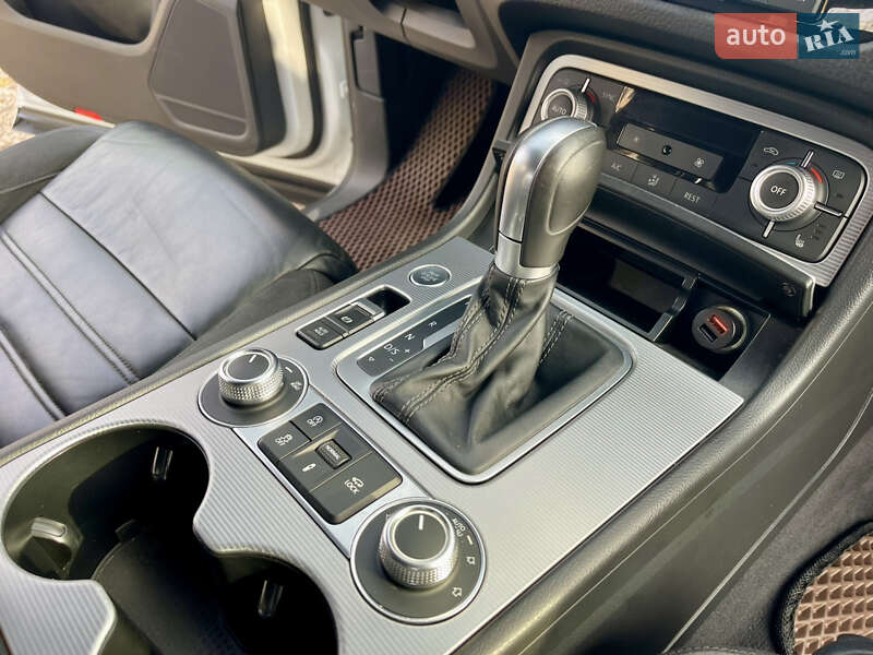 Внедорожник / Кроссовер Volkswagen Touareg 2015 в Кропивницком фото 23 Внедорожник / Кроссовер Volkswagen Touareg 2015 в Кропивницком