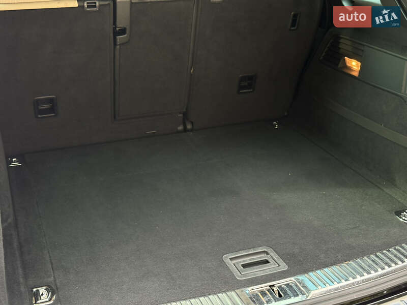 Позашляховик / Кросовер Volkswagen Touareg 2014 в Івано-Франківську