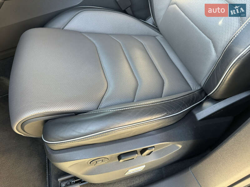 Внедорожник / Кроссовер Volkswagen Touareg 2022 в Киеве фото 19 Внедорожник / Кроссовер Volkswagen Touareg 2022 в Киеве