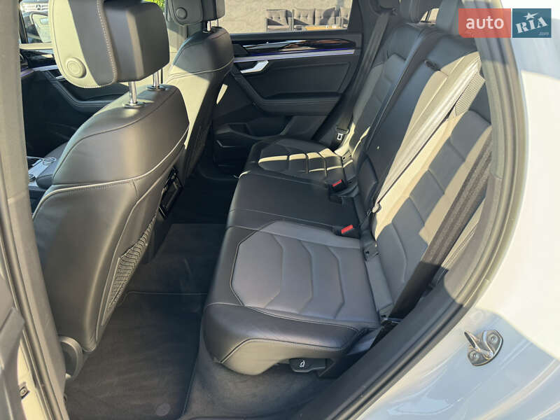Внедорожник / Кроссовер Volkswagen Touareg 2022 в Киеве фото 26 Внедорожник / Кроссовер Volkswagen Touareg 2022 в Киеве