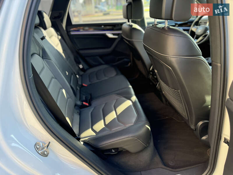 Внедорожник / Кроссовер Volkswagen Touareg 2022 в Киеве фото 33 Внедорожник / Кроссовер Volkswagen Touareg 2022 в Киеве