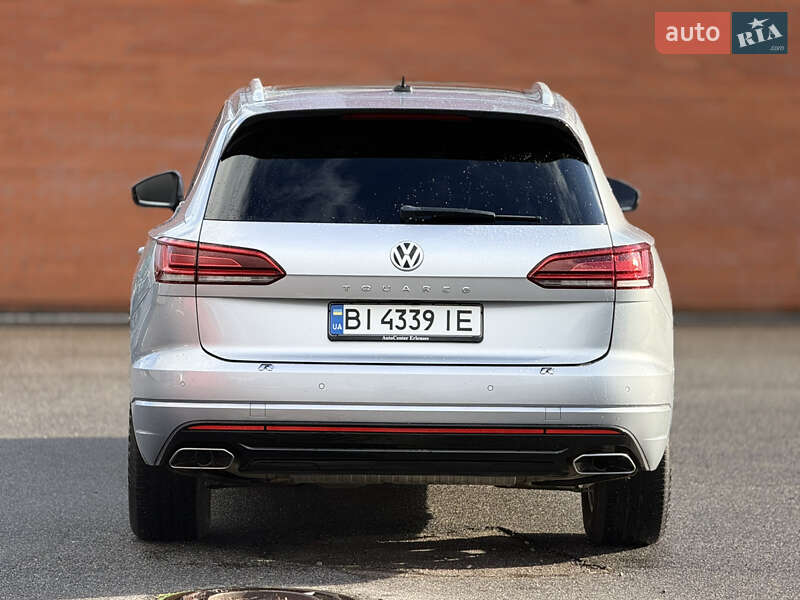 Внедорожник / Кроссовер Volkswagen Touareg 2018 в Киеве фото 6 Внедорожник / Кроссовер Volkswagen Touareg 2018 в Киеве