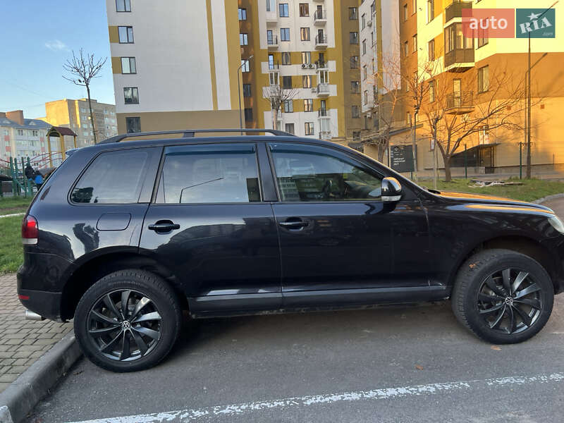Внедорожник / Кроссовер Volkswagen Touareg 2007 в Луцке