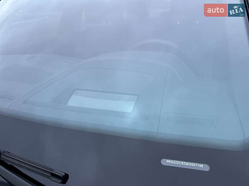 Внедорожник / Кроссовер Volkswagen Touareg 2021 в Киеве