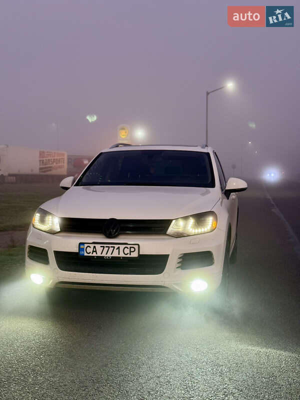 Внедорожник / Кроссовер Volkswagen Touareg 2011 в Черкассах фото 9 Внедорожник / Кроссовер Volkswagen Touareg 2011 в Черкассах