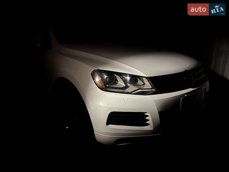 Внедорожник / Кроссовер Volkswagen Touareg 2011 в Черкассах фото 18 Внедорожник / Кроссовер Volkswagen Touareg 2011 в Черкассах
