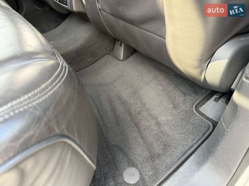 Внедорожник / Кроссовер Volkswagen Touareg 2008 в Харькове