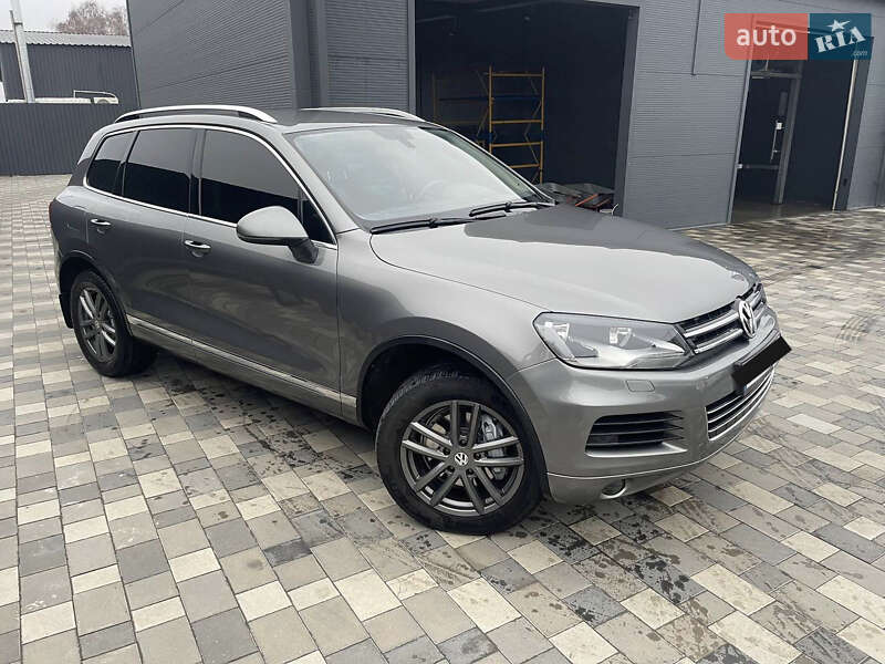 Позашляховик / Кросовер Volkswagen Touareg 2013 в Полтаві фото 4 Позашляховик / Кросовер Volkswagen Touareg 2013 в Полтаві