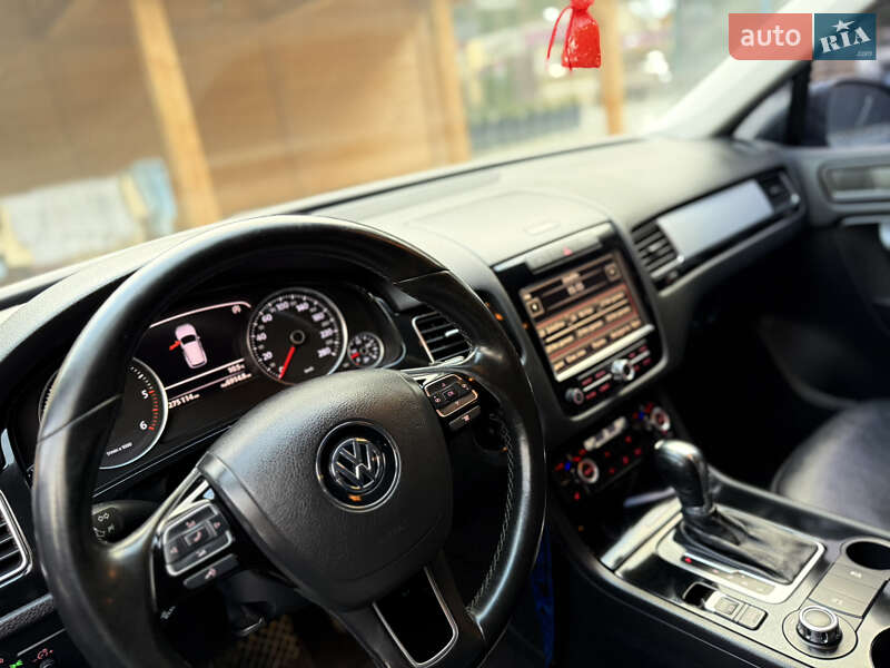 Внедорожник / Кроссовер Volkswagen Touareg 2011 в Межгорье фото 46 Внедорожник / Кроссовер Volkswagen Touareg 2011 в Межгорье