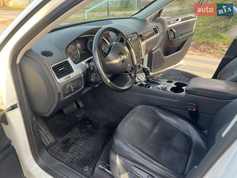 Внедорожник / Кроссовер Volkswagen Touareg 2012 в Харькове фото 13 Внедорожник / Кроссовер Volkswagen Touareg 2012 в Харькове