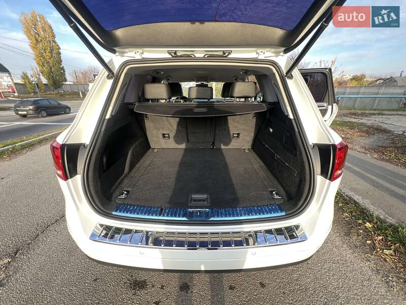 Внедорожник / Кроссовер Volkswagen Touareg 2012 в Харькове фото 25 Внедорожник / Кроссовер Volkswagen Touareg 2012 в Харькове