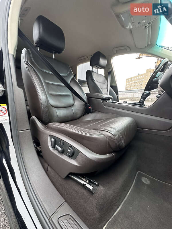 Внедорожник / Кроссовер Volkswagen Touareg 2010 в Киеве фото 42 Внедорожник / Кроссовер Volkswagen Touareg 2010 в Киеве