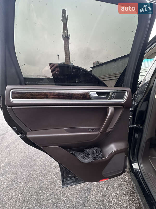 Внедорожник / Кроссовер Volkswagen Touareg 2010 в Киеве фото 53 Внедорожник / Кроссовер Volkswagen Touareg 2010 в Киеве