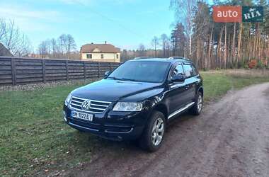 Внедорожник / Кроссовер Volkswagen Touareg 2005 в Лебедине