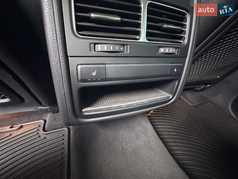 Внедорожник / Кроссовер Volkswagen Touareg 2016 в Мукачево фото 18 Внедорожник / Кроссовер Volkswagen Touareg 2016 в Мукачево