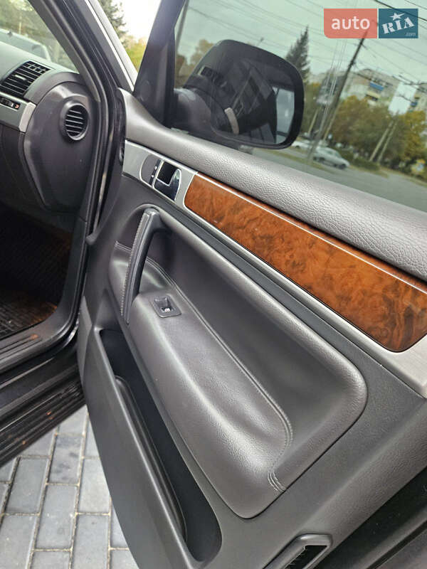 Внедорожник / Кроссовер Volkswagen Touareg 2007 в Полтаве фото 11 Внедорожник / Кроссовер Volkswagen Touareg 2007 в Полтаве