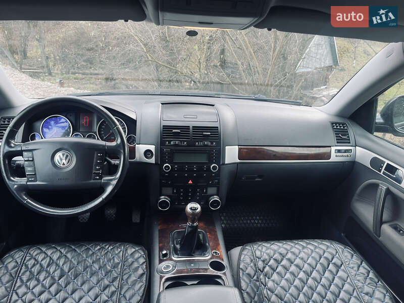 Внедорожник / Кроссовер Volkswagen Touareg 2007 в Рахове