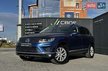 Позашляховик / Кросовер Volkswagen Touareg 2014 в Львові