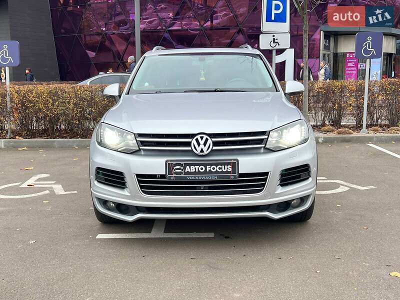 Внедорожник / Кроссовер Volkswagen Touareg 2012 в Киеве фото 3 Внедорожник / Кроссовер Volkswagen Touareg 2012 в Киеве