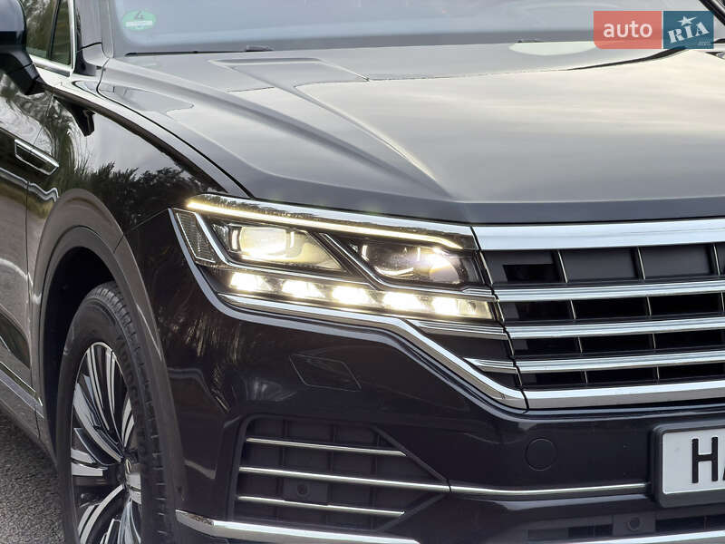 Внедорожник / Кроссовер Volkswagen Touareg 2022 в Ковеле