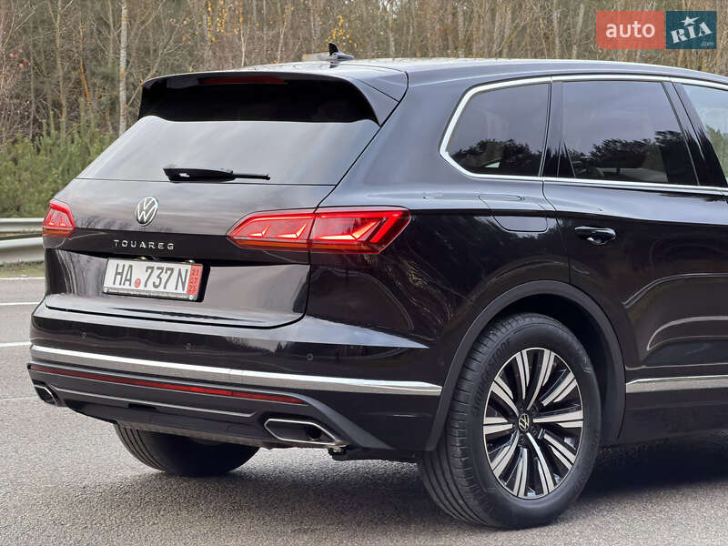 Внедорожник / Кроссовер Volkswagen Touareg 2022 в Ковеле