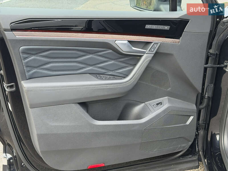 Внедорожник / Кроссовер Volkswagen Touareg 2022 в Ковеле