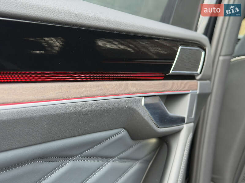 Внедорожник / Кроссовер Volkswagen Touareg 2022 в Ковеле