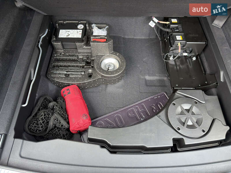 Внедорожник / Кроссовер Volkswagen Touareg 2022 в Ковеле