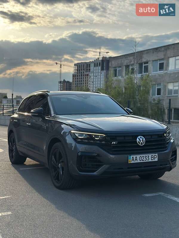 Внедорожник / Кроссовер Volkswagen Touareg 2019 в Киеве фото 23 Внедорожник / Кроссовер Volkswagen Touareg 2019 в Киеве