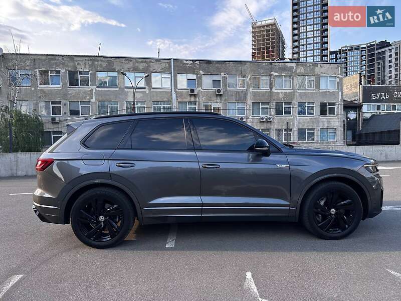 Внедорожник / Кроссовер Volkswagen Touareg 2019 в Киеве фото 27 Внедорожник / Кроссовер Volkswagen Touareg 2019 в Киеве