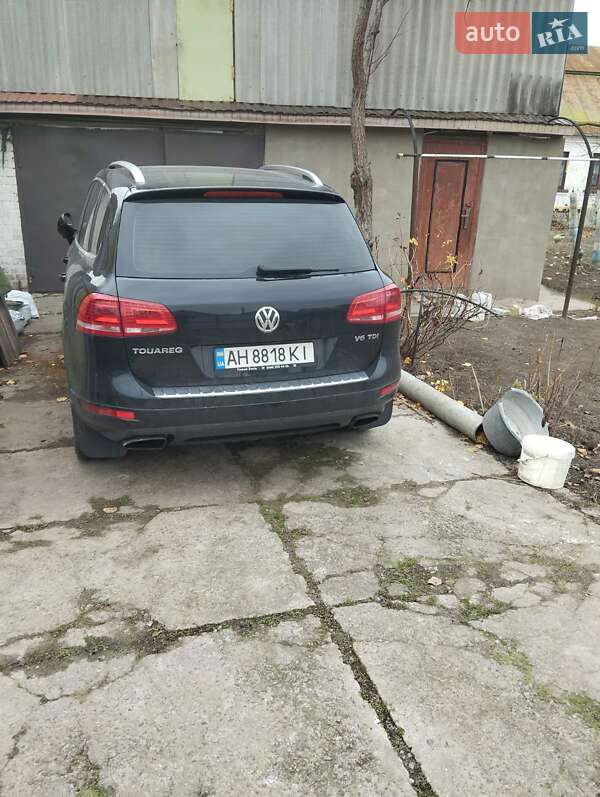 Внедорожник / Кроссовер Volkswagen Touareg 2014 в Новых Петровцах