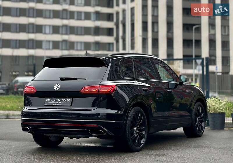 Внедорожник / Кроссовер Volkswagen Touareg 2019 в Киеве фото 12 Внедорожник / Кроссовер Volkswagen Touareg 2019 в Киеве