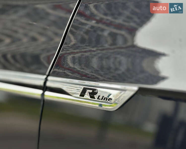 Внедорожник / Кроссовер Volkswagen Touareg 2019 в Киеве фото 19 Внедорожник / Кроссовер Volkswagen Touareg 2019 в Киеве