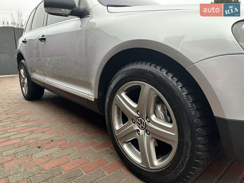 Внедорожник / Кроссовер Volkswagen Touareg 2005 в Прилуках