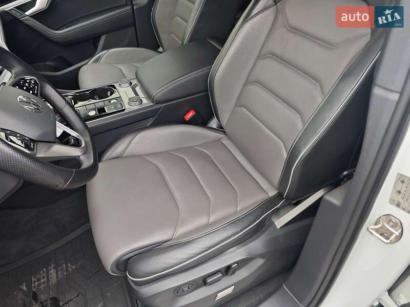 Внедорожник / Кроссовер Volkswagen Touareg 2021 в Кропивницком фото 11 Внедорожник / Кроссовер Volkswagen Touareg 2021 в Кропивницком