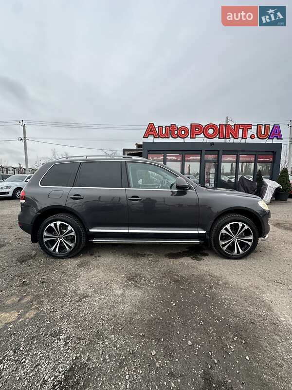 Внедорожник / Кроссовер Volkswagen Touareg 2008 в Белогородке