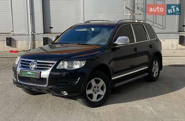 Внедорожник / Кроссовер Volkswagen Touareg 2008 в Киеве
