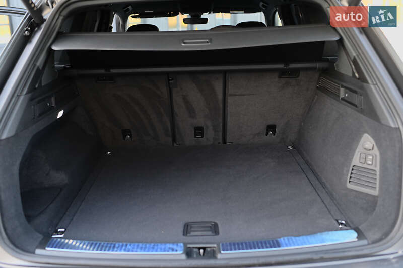 Внедорожник / Кроссовер Volkswagen Touareg 2024 в Ровно