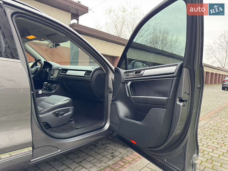 Позашляховик / Кросовер Volkswagen Touareg 2011 в Івано-Франківську фото 42 Позашляховик / Кросовер Volkswagen Touareg 2011 в Івано-Франківську