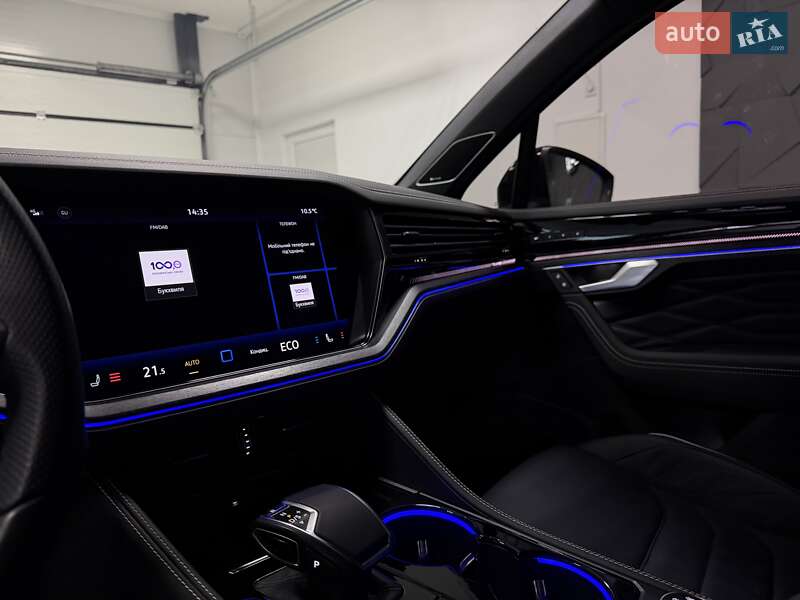 Внедорожник / Кроссовер Volkswagen Touareg 2024 в Тернополе