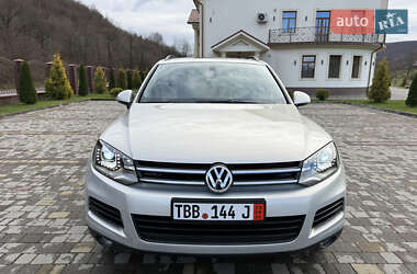 Внедорожник / Кроссовер Volkswagen Touareg 2012 в Сваляве