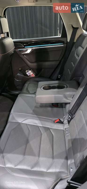 Внедорожник / Кроссовер Volkswagen Touareg 2018 в Хмельницком фото 21 Внедорожник / Кроссовер Volkswagen Touareg 2018 в Хмельницком