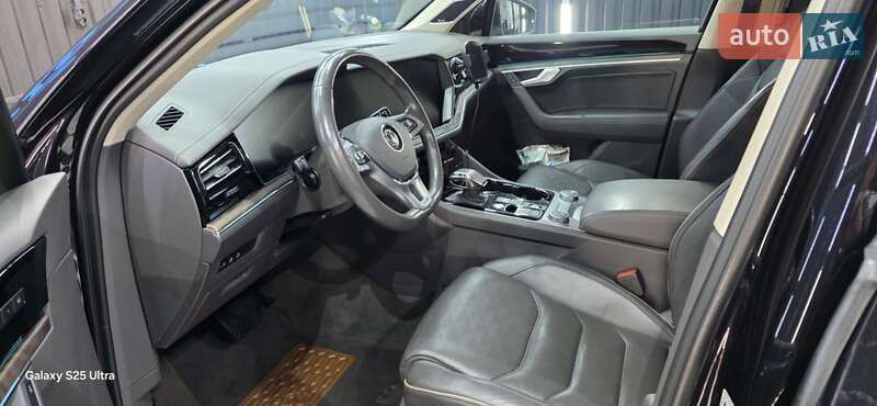 Внедорожник / Кроссовер Volkswagen Touareg 2018 в Хмельницком фото 35 Внедорожник / Кроссовер Volkswagen Touareg 2018 в Хмельницком