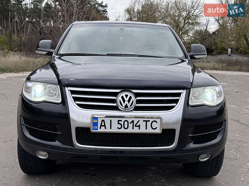 Позашляховик / Кросовер Volkswagen Touareg 2007 в Києві